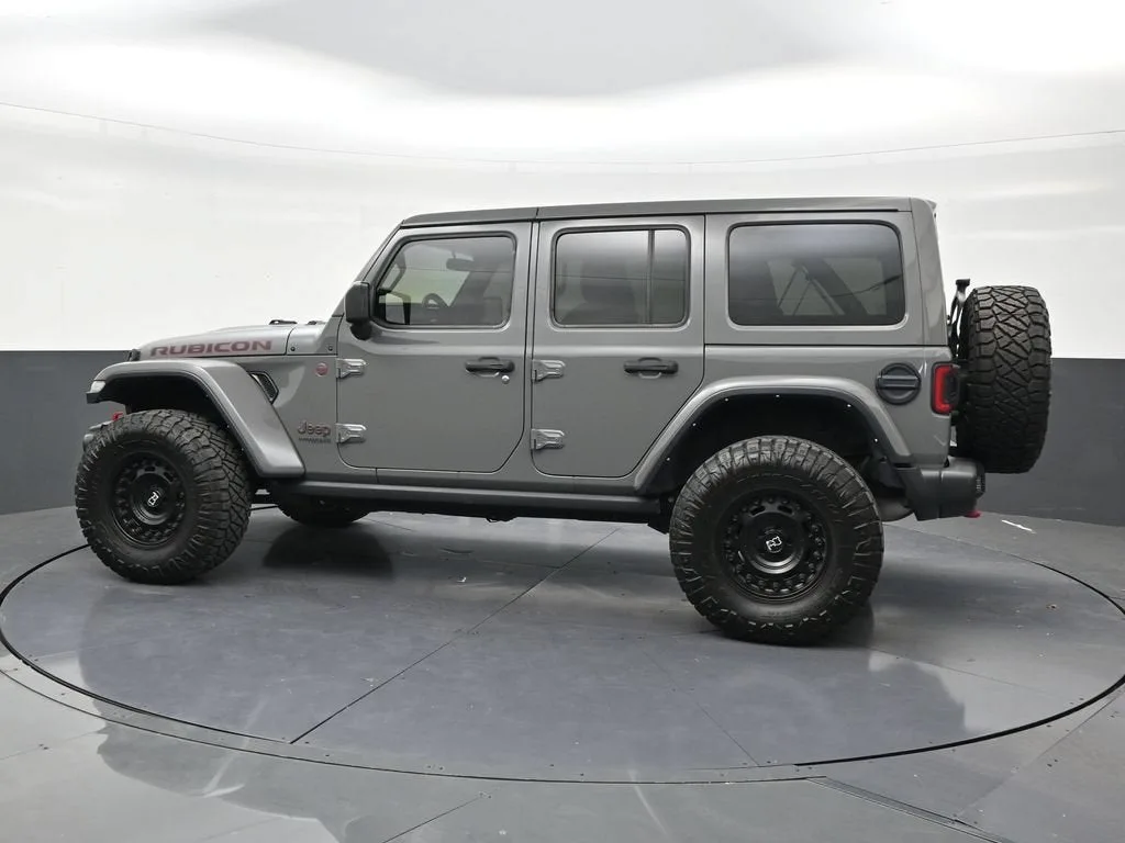 2021 Jeep Wrangler Unlimited Rubicon photo 2