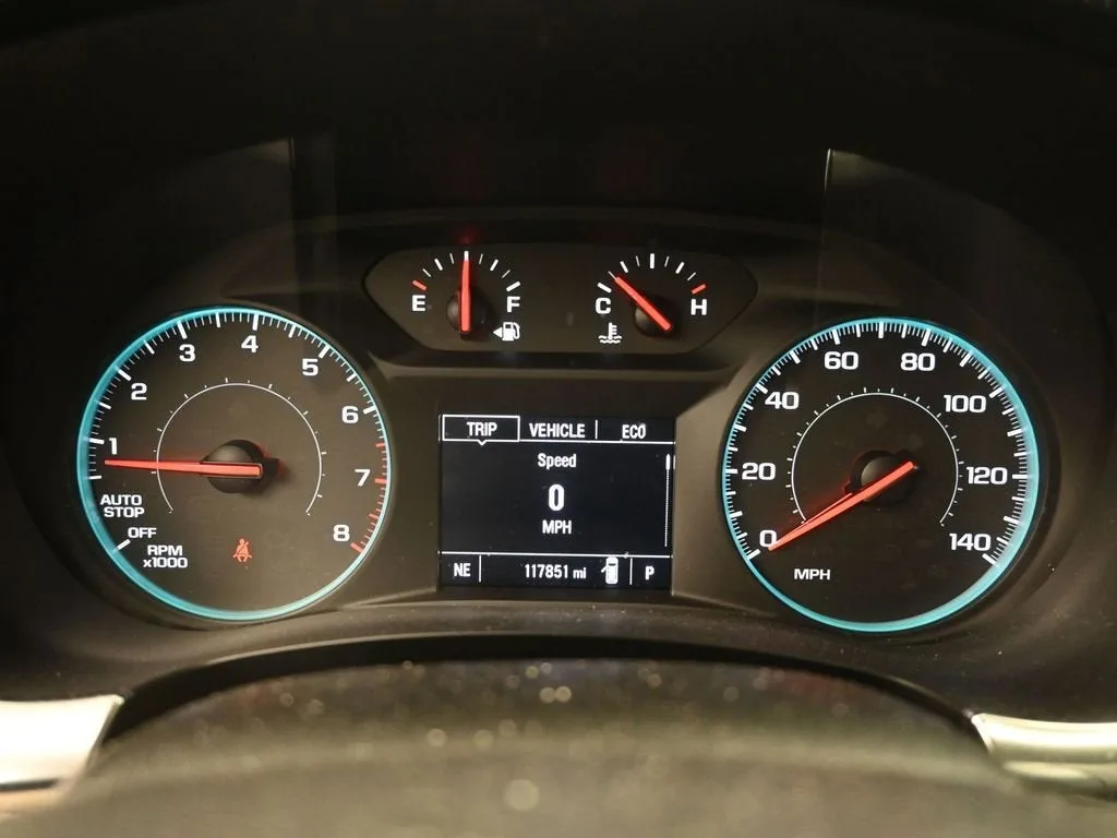 2023 Chevrolet Traverse LS photo 11