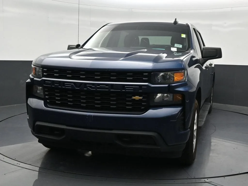 2022 Chevrolet Silverado 1500 LTD Custom photo 9