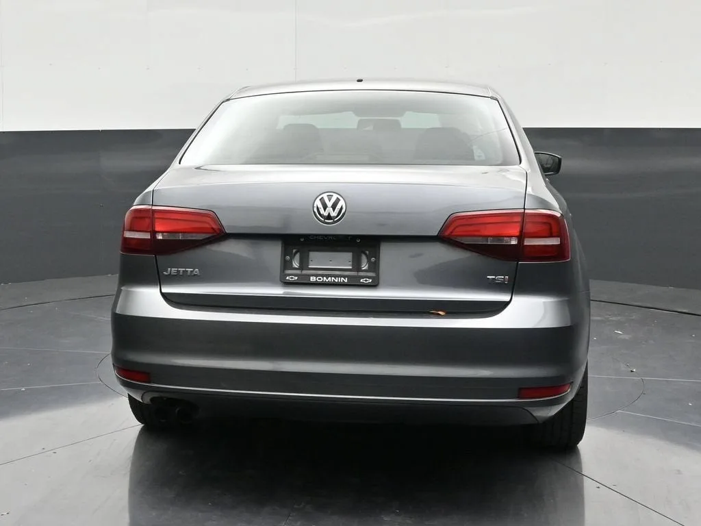 2017 Volkswagen Jetta 1.4T S photo 4