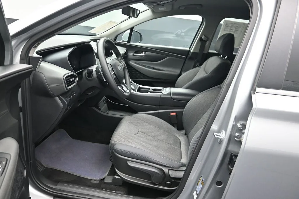 2023 Hyundai Santa Fe SE photo 10