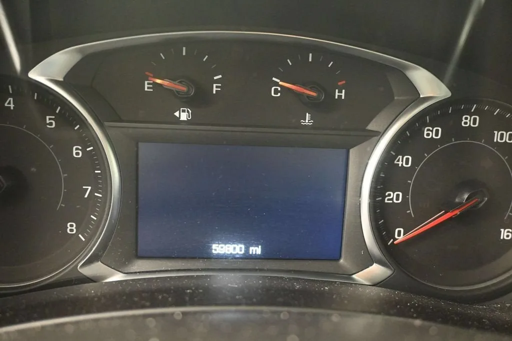 2023 Chevrolet Equinox LT photo 10