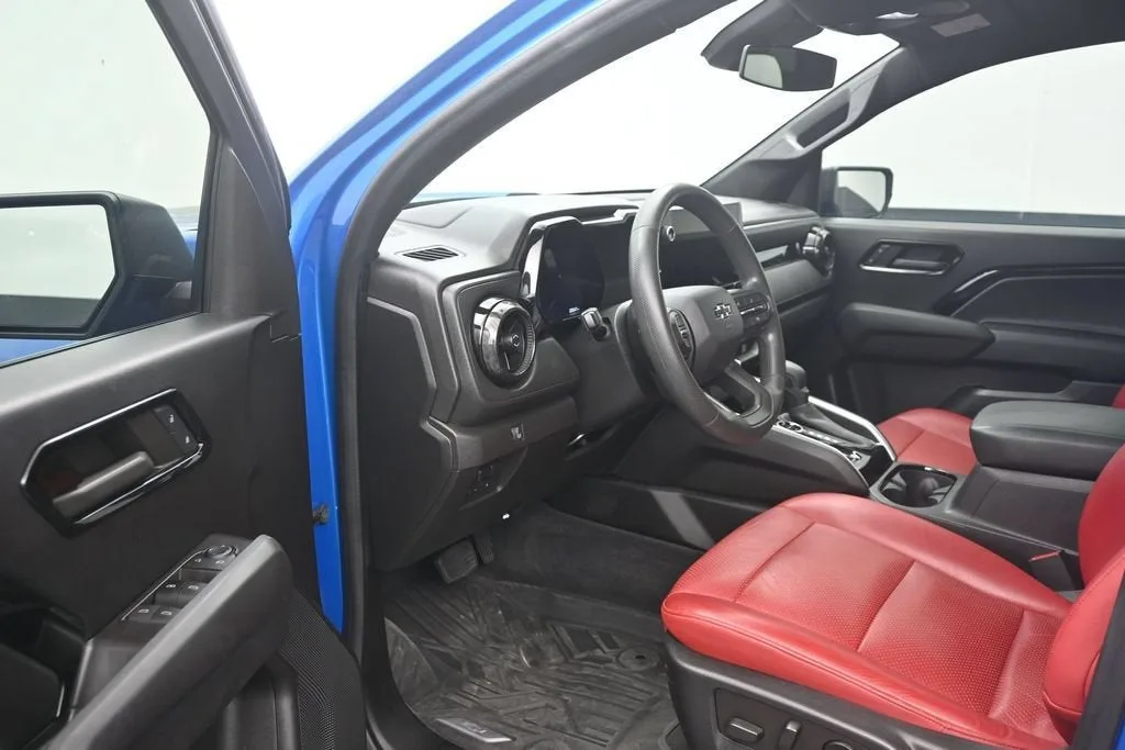 2023 Chevrolet Colorado 4WD Trail Boss photo 10