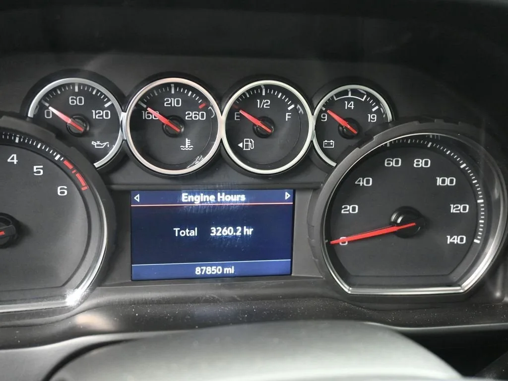 2021 Chevrolet Silverado 1500 LTZ photo 11