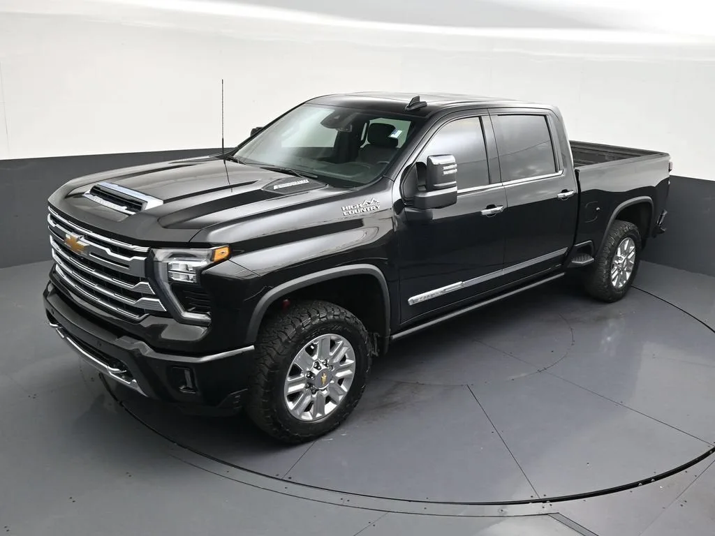 2024 Chevrolet Silverado 2500 HD High Country photo 9