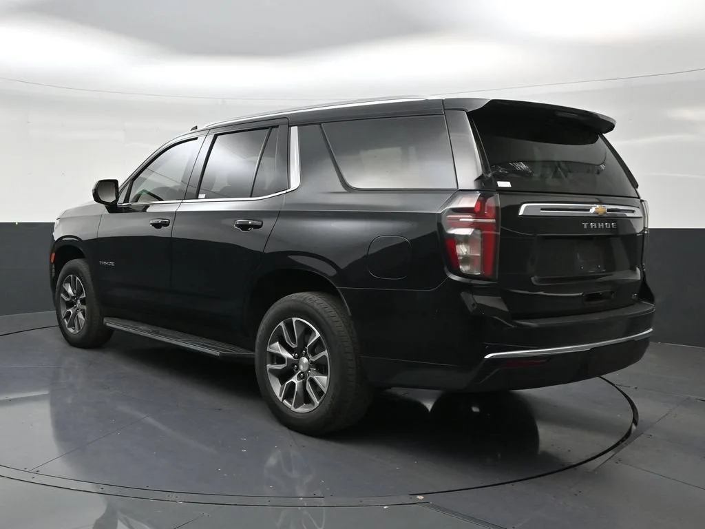2022 Chevrolet Tahoe LT photo 3