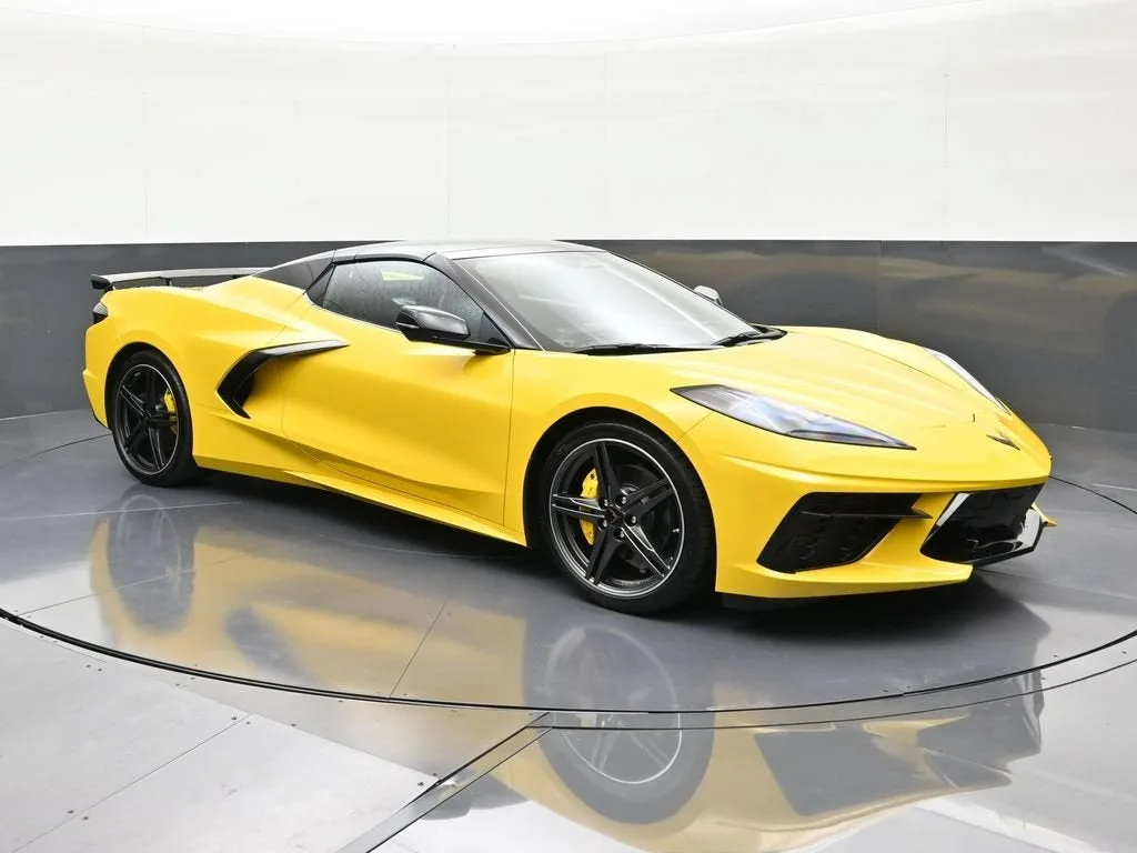 2026 Chevrolet Corvette Stingray 2LT photo 7