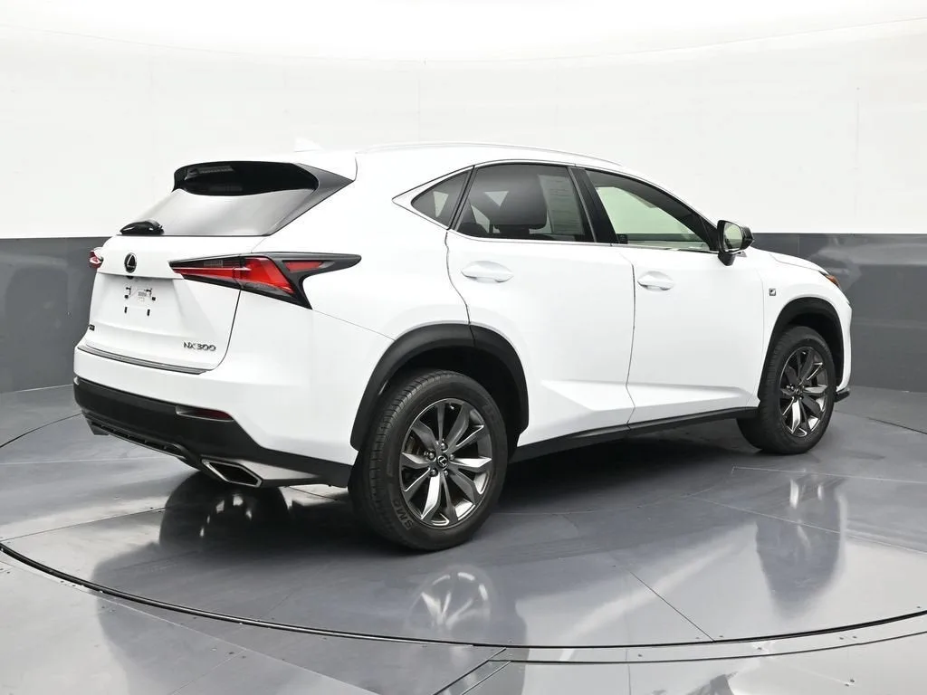 2021 Lexus NX 300 F SPORT photo 5