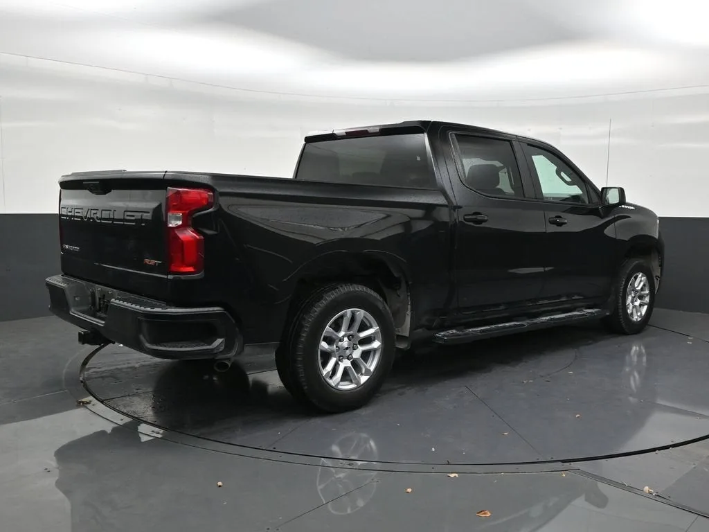 2023 Chevrolet Silverado 1500 RST photo 5