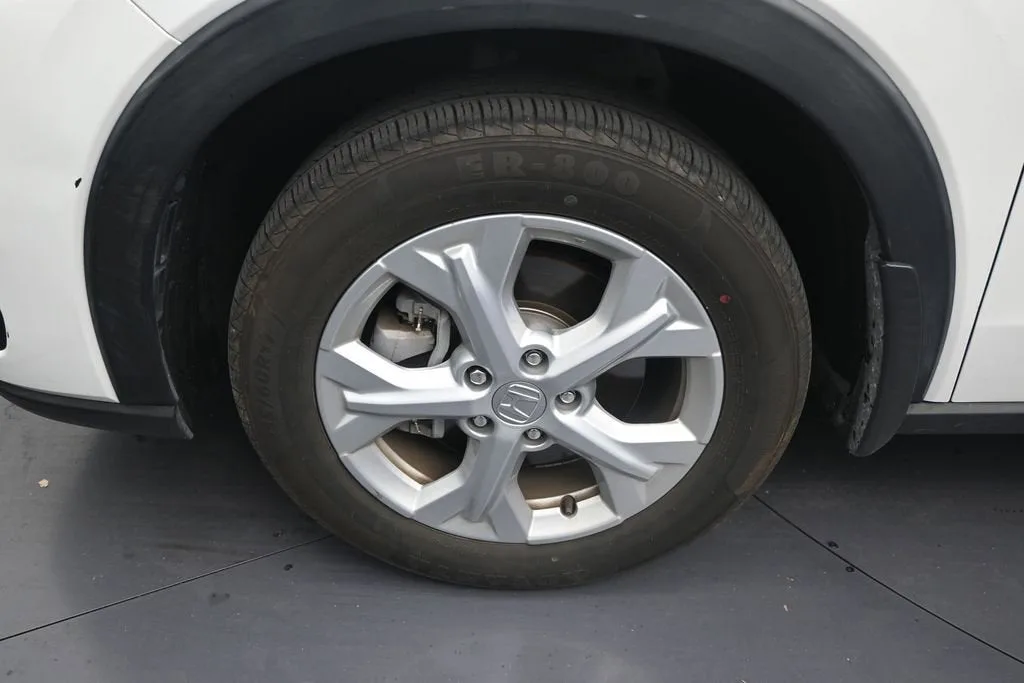 2023 Honda HR-V 2WD LX photo 9