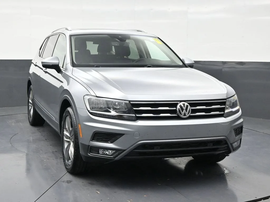 2021 Volkswagen Tiguan 2.0T SEL photo 7
