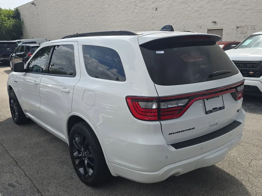 2023 Dodge Durango R/T Plus photo 4
