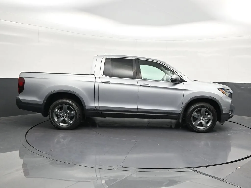 2023 Honda Ridgeline RTL photo 6