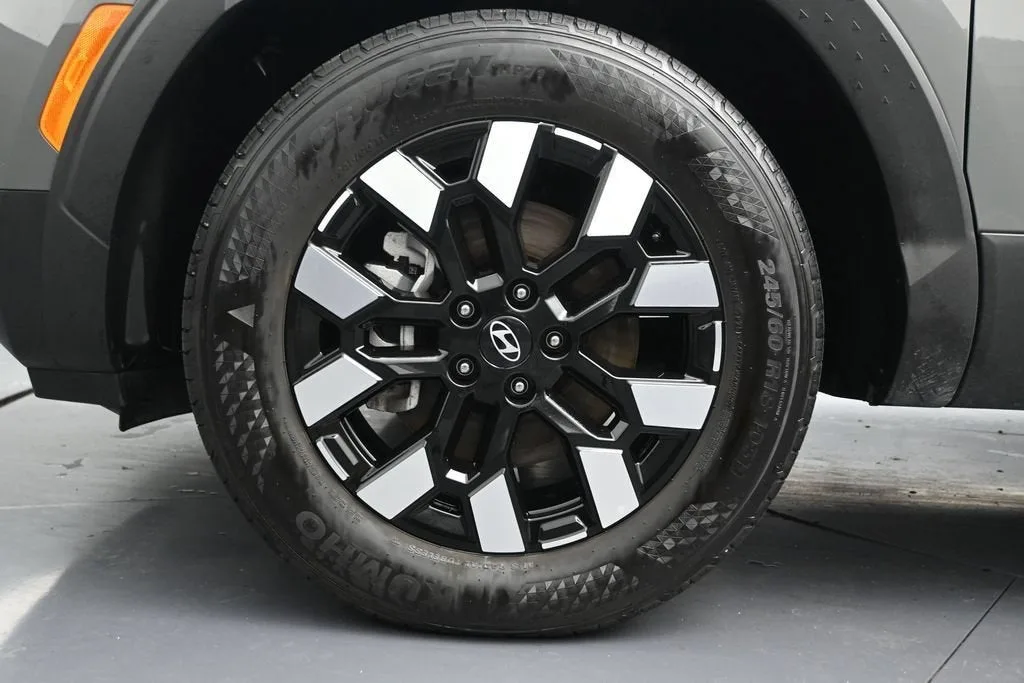 2026 Hyundai Santa Cruz SEL photo 10