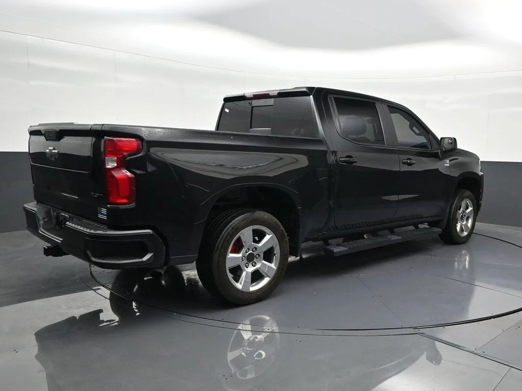 2021 Chevrolet Silverado 1500 RST photo 5