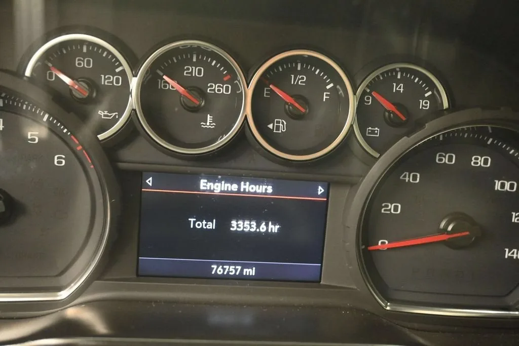 2019 Chevrolet Silverado 1500 LT photo 10