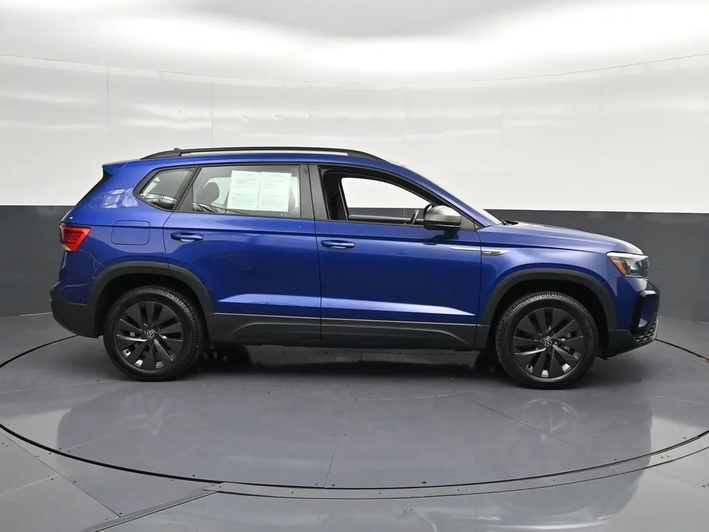 2022 Volkswagen Taos 1.5T S photo 4