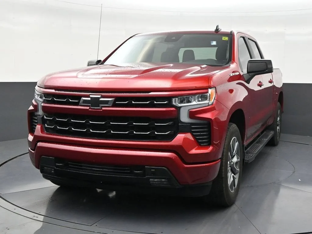 2025 Chevrolet Silverado 1500 RST photo 8