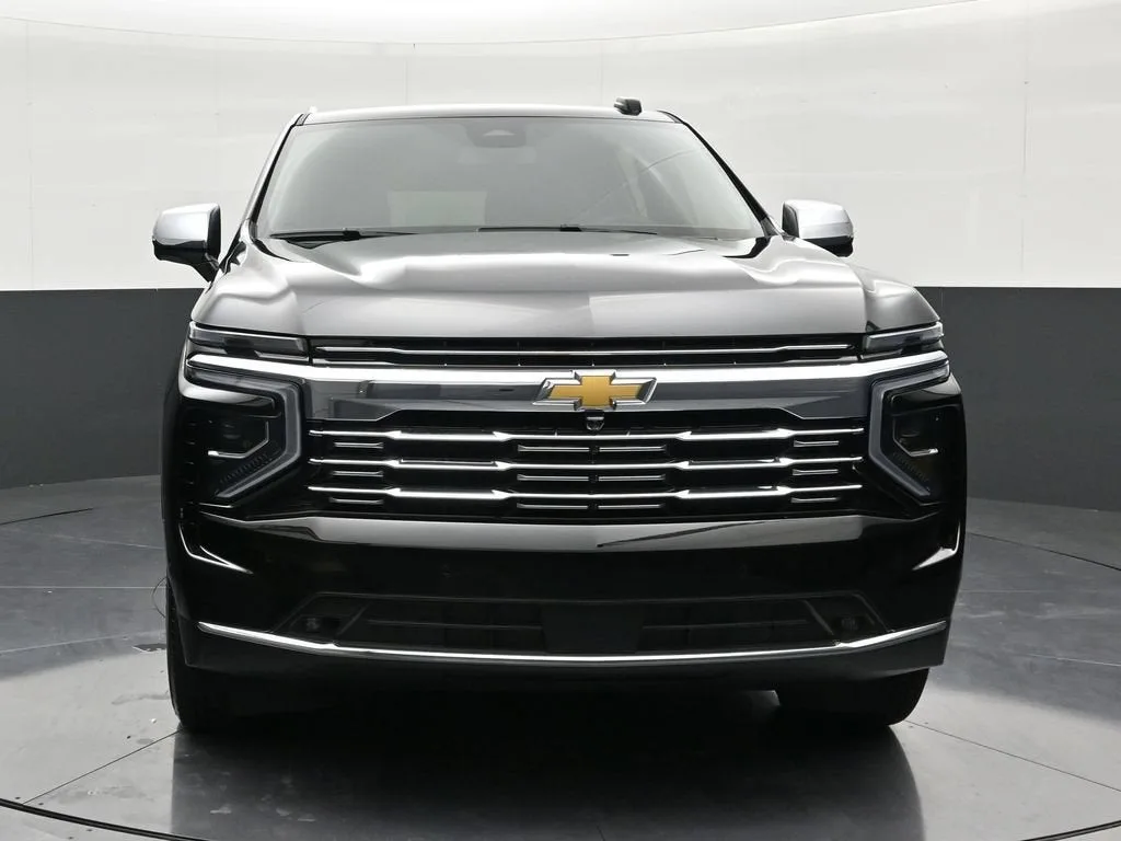 2026 Chevrolet Suburban Premier photo 8
