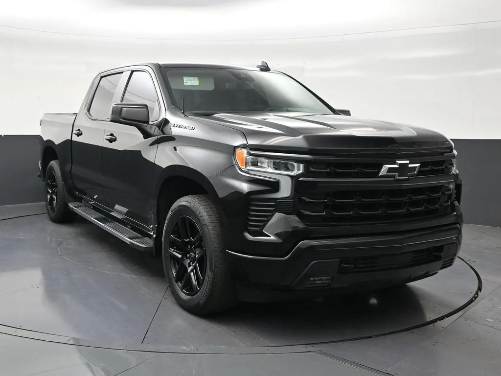 2023 Chevrolet Silverado 1500 RST photo 7