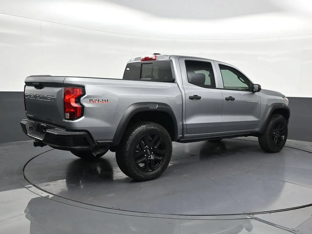 2025 Chevrolet Colorado Trail Boss photo 5