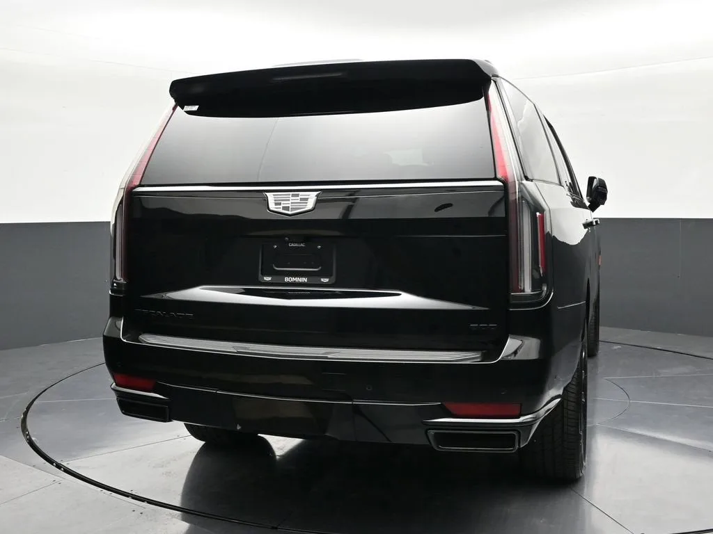 2024 Cadillac Escalade ESV Sport Platinum photo 8