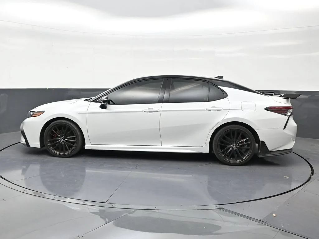2024 Toyota Camry XSE V6 photo 2