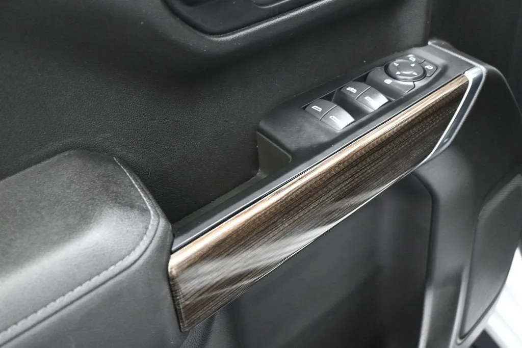 2022 Chevrolet Silverado 1500 LTD LT photo 11