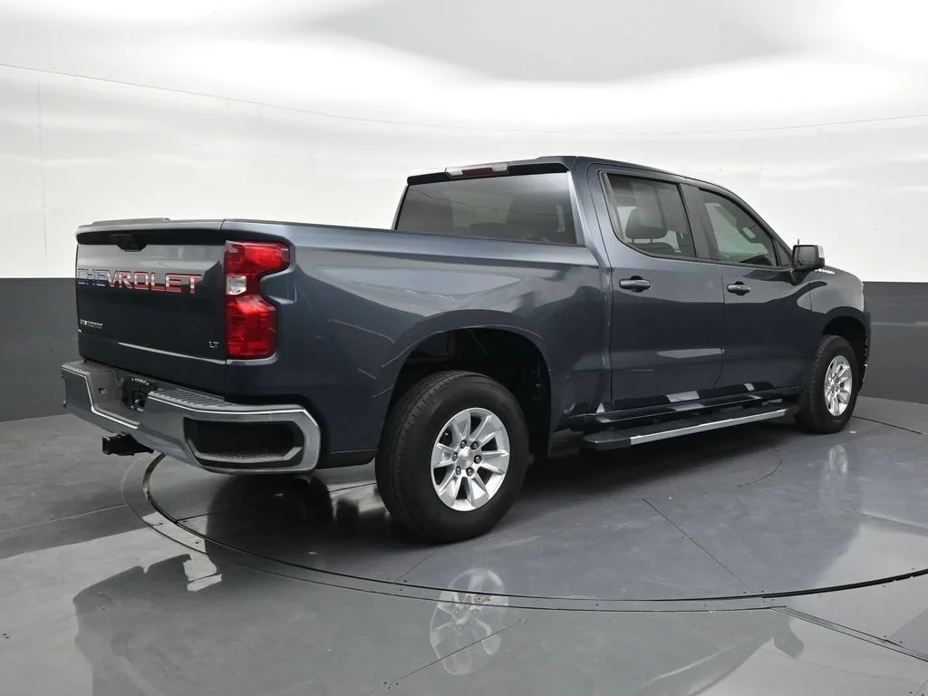2021 Chevrolet Silverado 1500 LT photo 5
