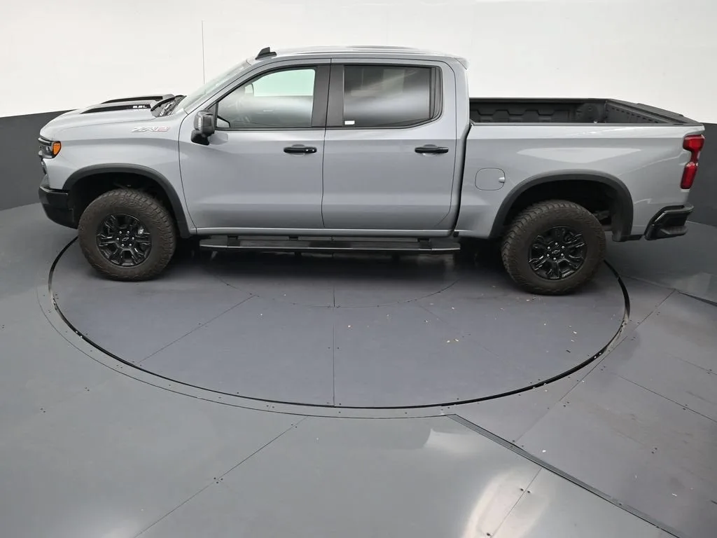 2025 Chevrolet Silverado 1500 ZR2 photo 12