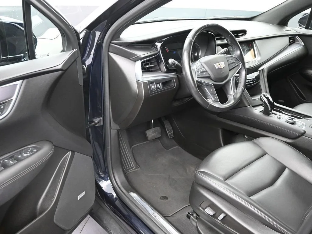 2022 Cadillac XT5 Luxury photo 10