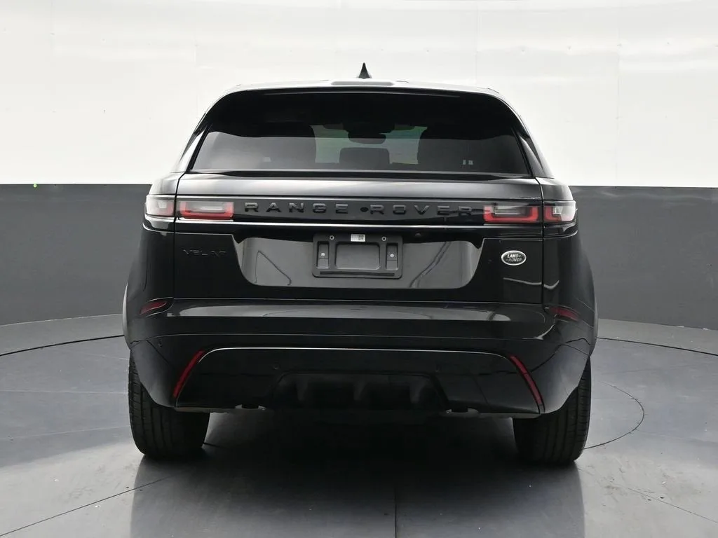 2022 Land Rover Range Rover Velar R-Dynamic S photo 4