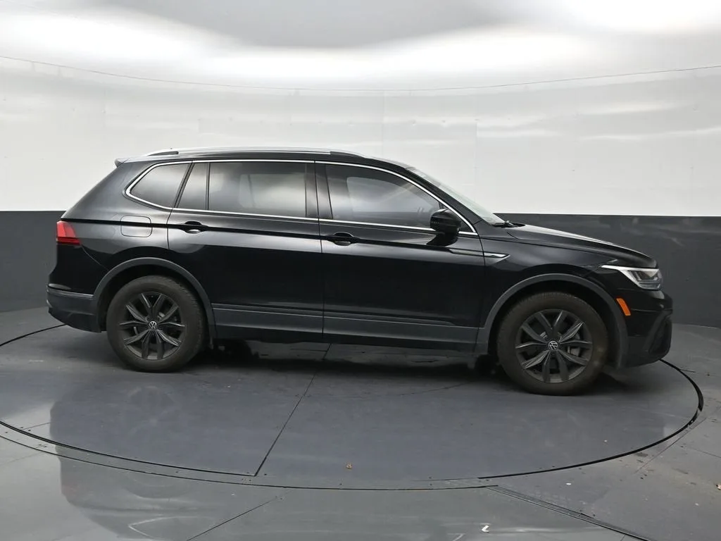 2024 Volkswagen Tiguan 2.0T SE photo 6