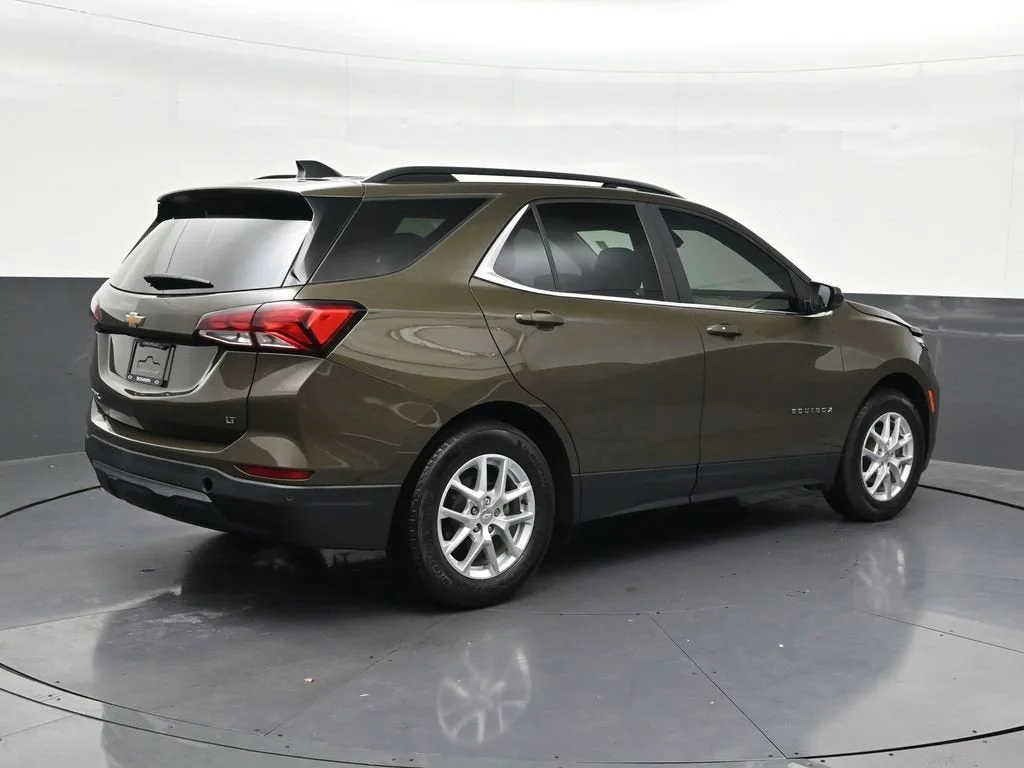 2023 Chevrolet Equinox LT photo 5