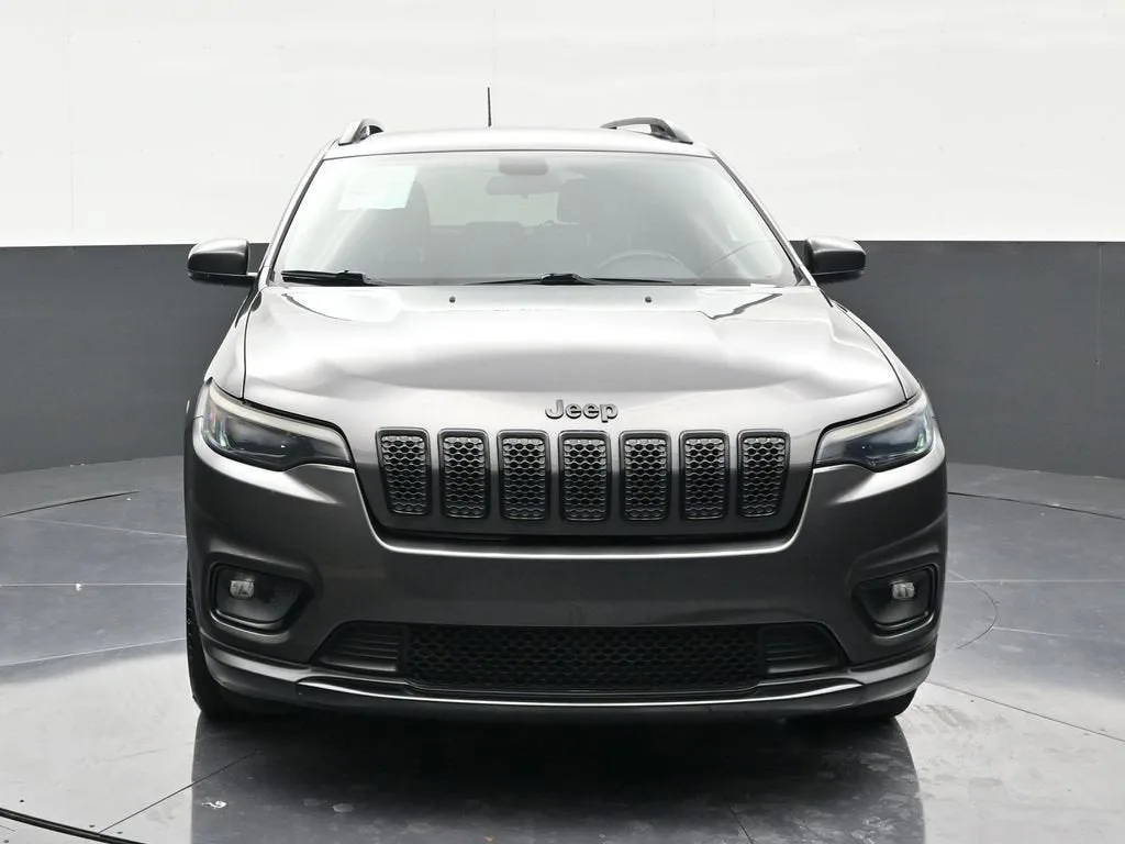 2019 Jeep Cherokee Altitude FWD photo 8