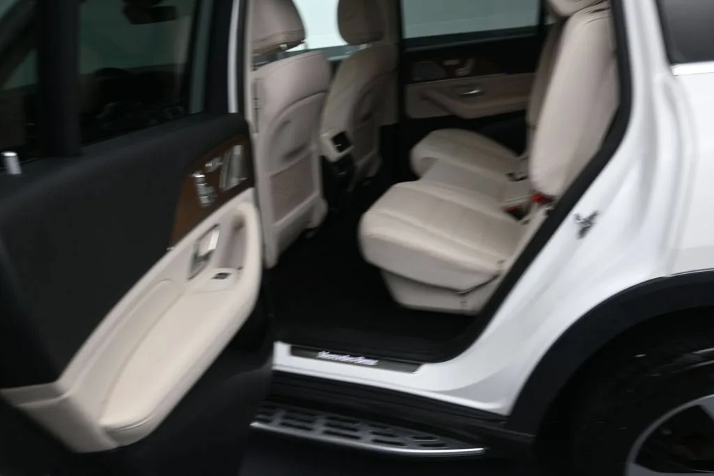 2022 Mercedes-Benz GLS 450 4MATIC® photo 11