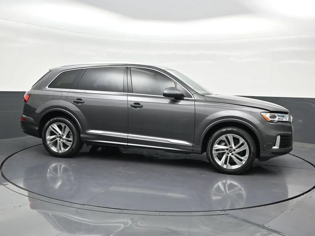 2021 Audi Q7 Premium Plus 45 TFSI quattro Tiptronic photo 7