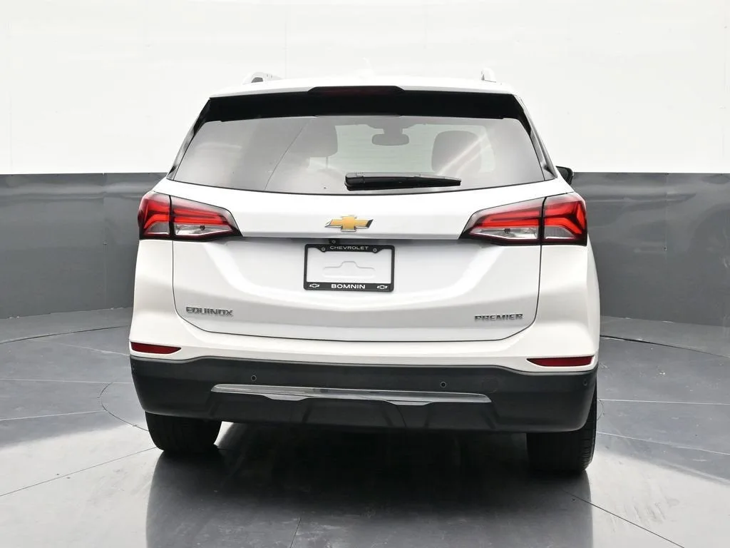 2024 Chevrolet Equinox Premier photo 4