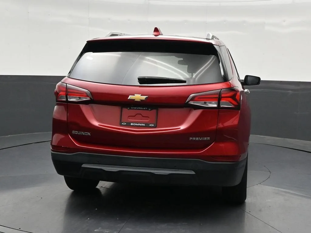 2024 Chevrolet Equinox Premier photo 4