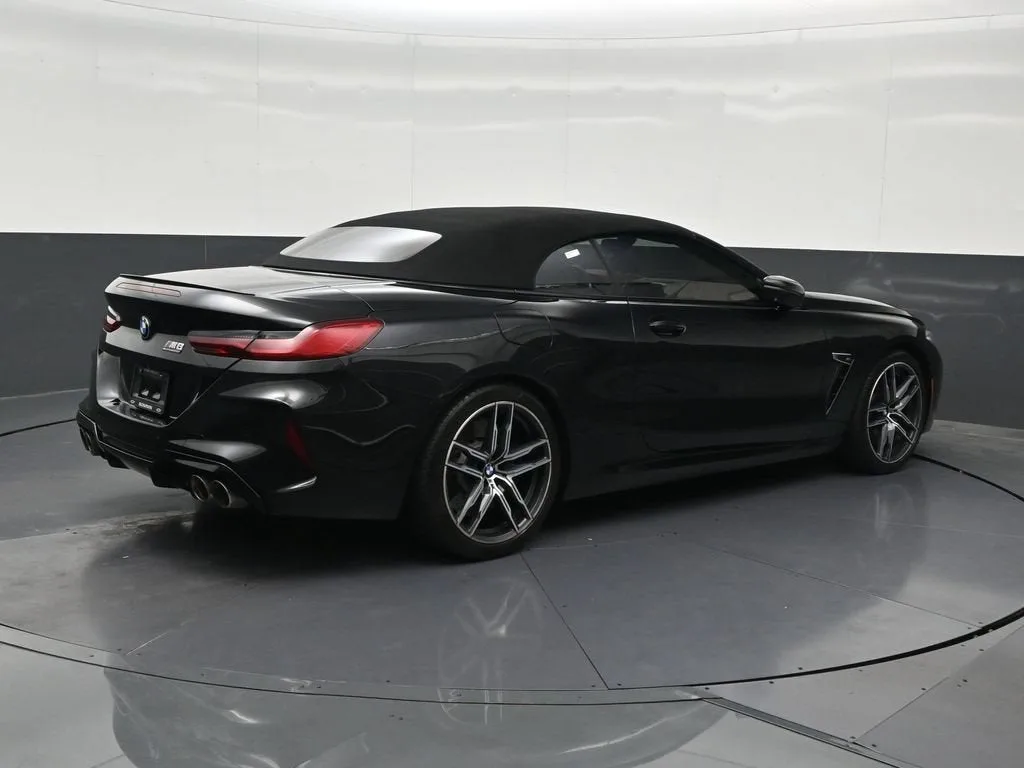 2020 BMW M8 2DR CONV photo 5