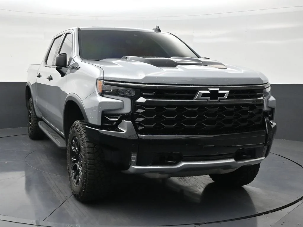 2025 Chevrolet Silverado 1500 ZR2 photo 7