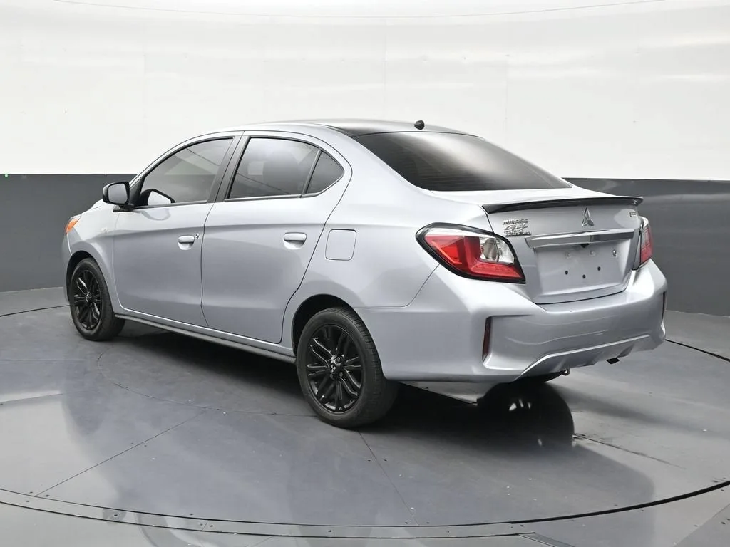 2023 Mitsubishi Mirage G4 Black Edition photo 3