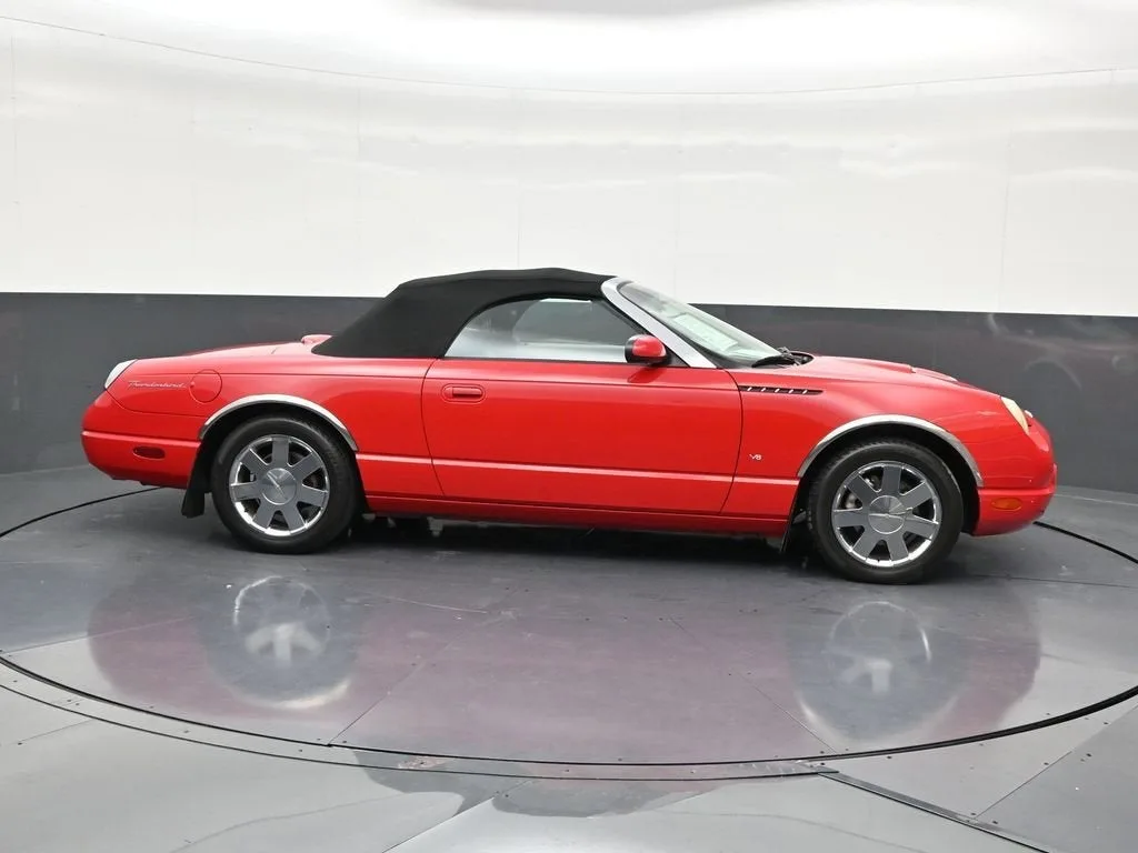 2003 Ford Thunderbird Deluxe photo 6