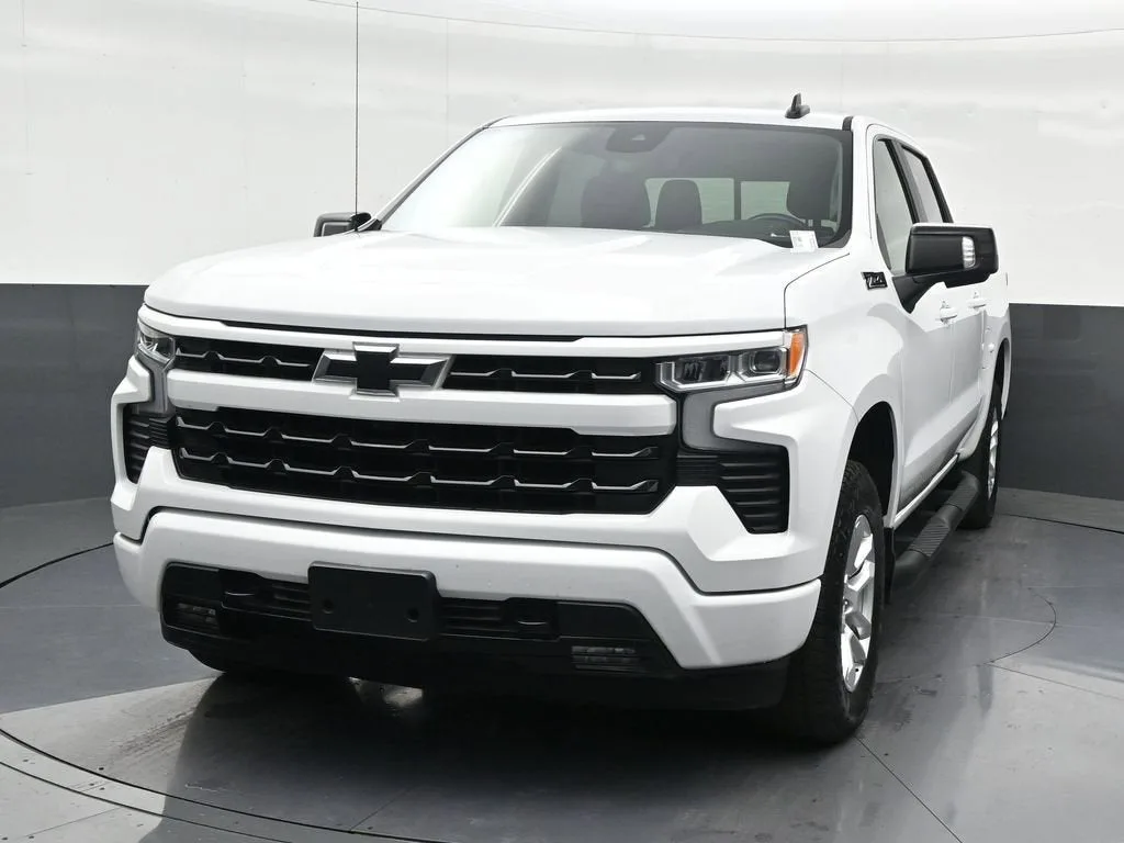 2023 Chevrolet Silverado 1500 RST photo 9