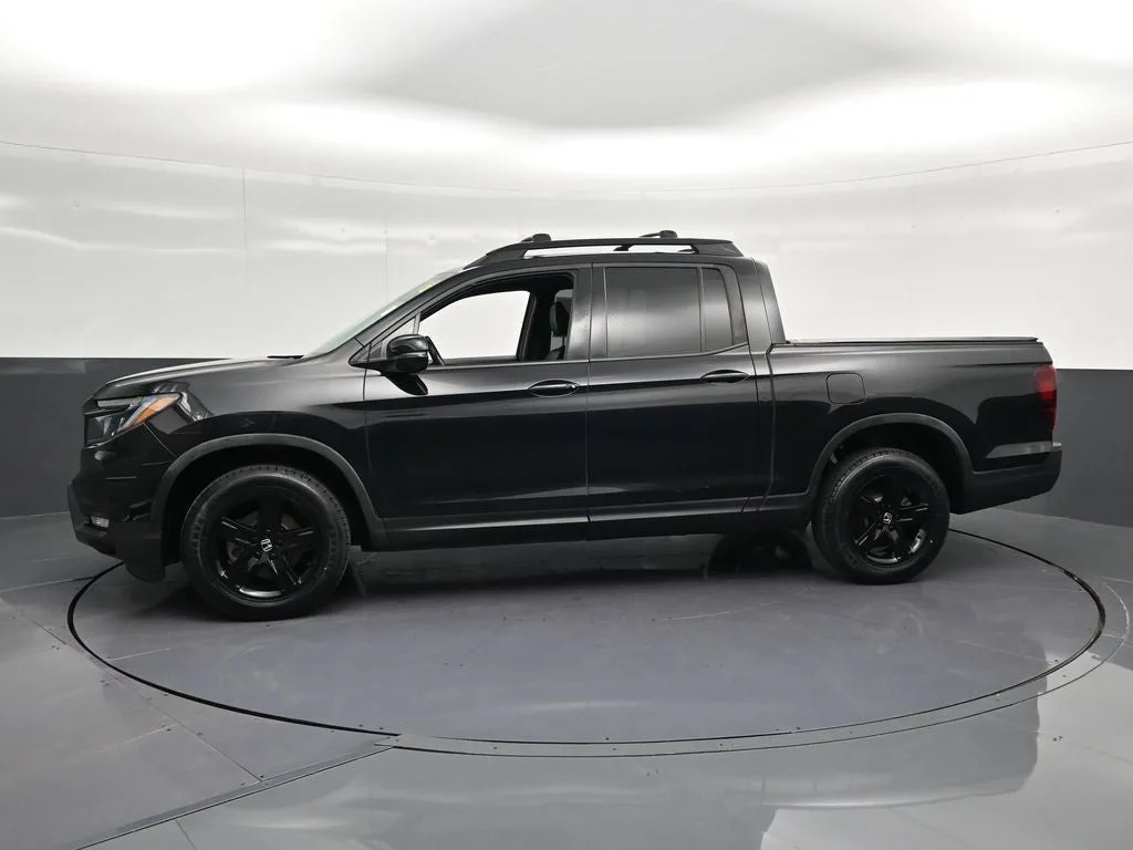 2023 Honda Ridgeline Black Edition photo 7