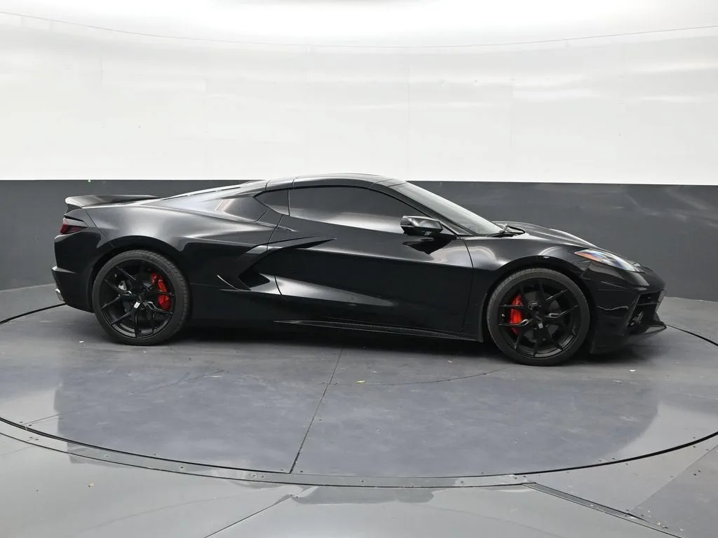 2021 Chevrolet Corvette Stingray 2LT photo 6