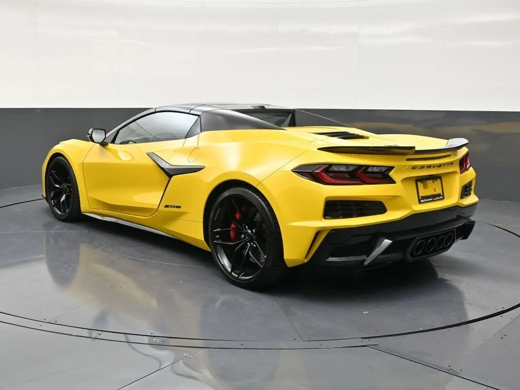 2026 Chevrolet Corvette Z06 1LZ photo 3