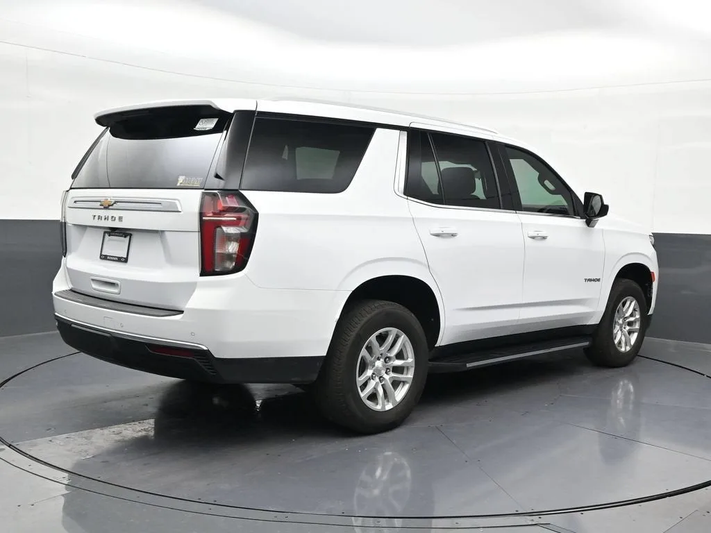 2023 Chevrolet Tahoe LS photo 5