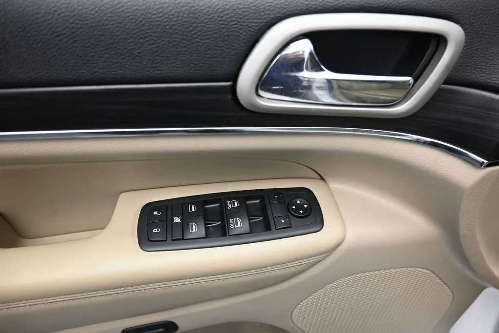 2021 Jeep Grand Cherokee Limited photo 10