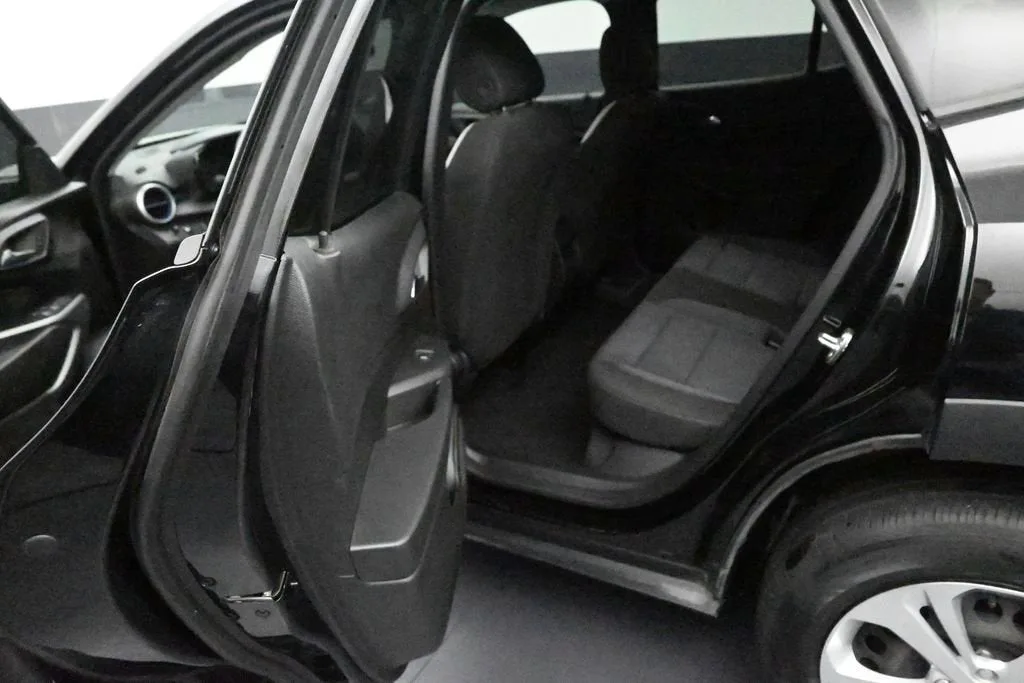 2024 Chevrolet Trax LS photo 12